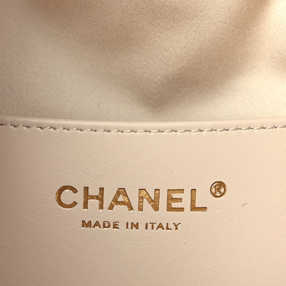 Chanel Caviar Quilted Small Chanel 25 Handbag White Image 5