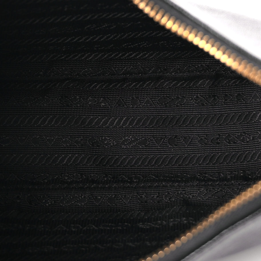 Prada Saffiano Lux Re-Edition 2005 Shoulder Bag Black Image 4