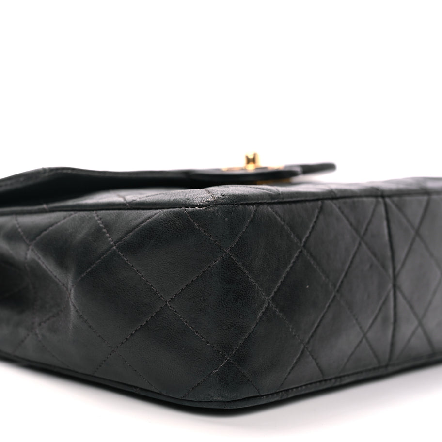 Chanel Lambskin Quilted Small Single Flap Black Black Image 8