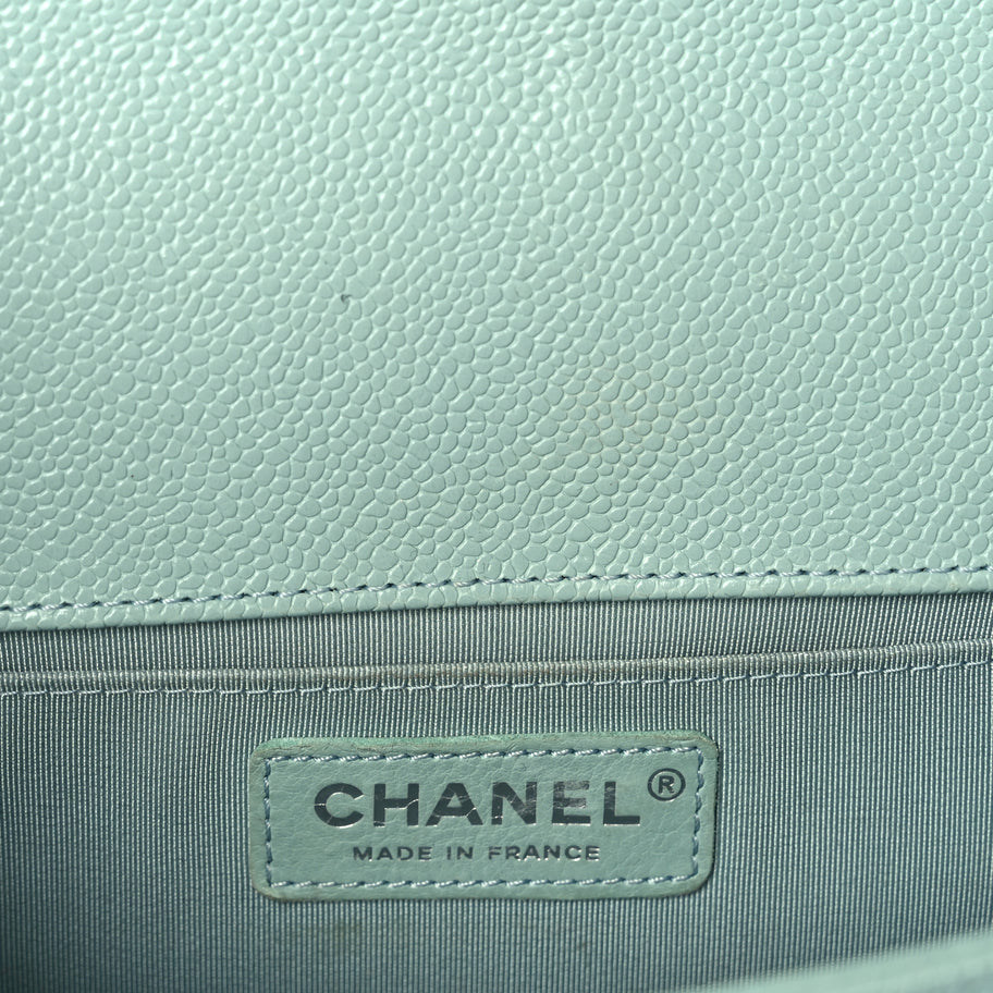 Chanel Caviar Chevron Quilted Medium Boy Flap  Light Blue Image 5