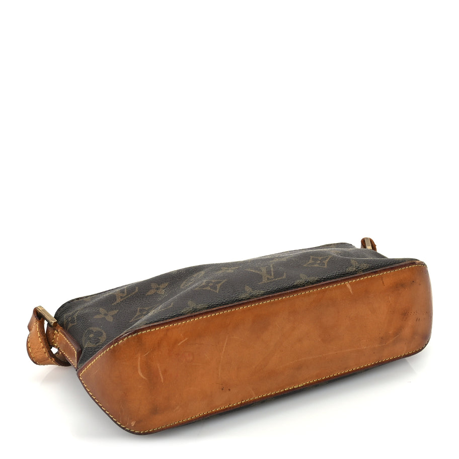 Louis Vuitton Monogram Trotteur Image 3