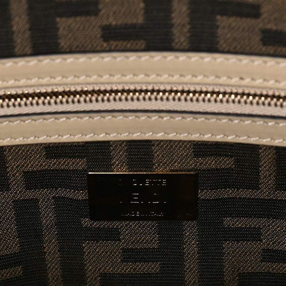Fendi Sequin Macrame Baguette Beige Gold Image 5