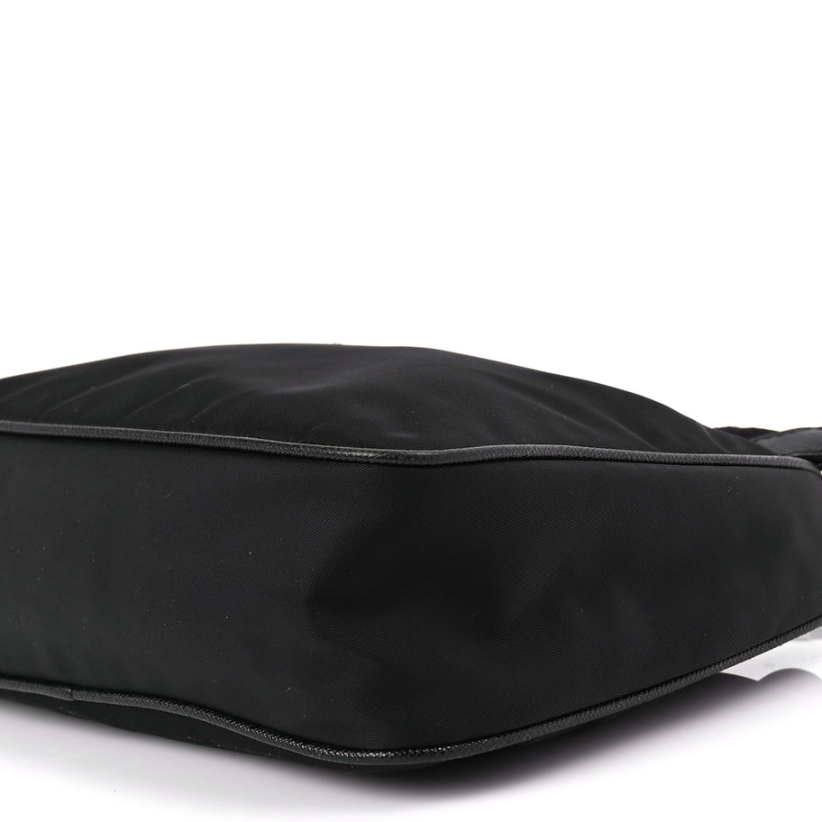 Prada Nylon Re-Edition 2005 Shoulder Bag Black Image 8