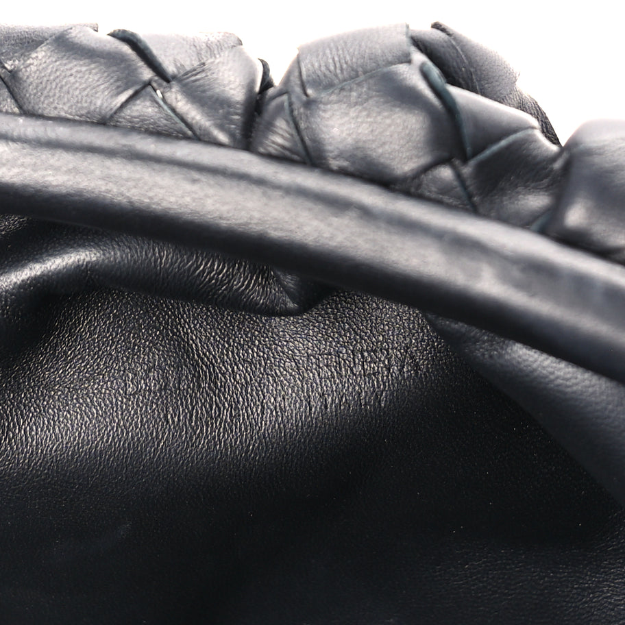 Bottega Veneta Nappa Maxi Intreccio The Pouch Oversized Clutch  Black Image 5