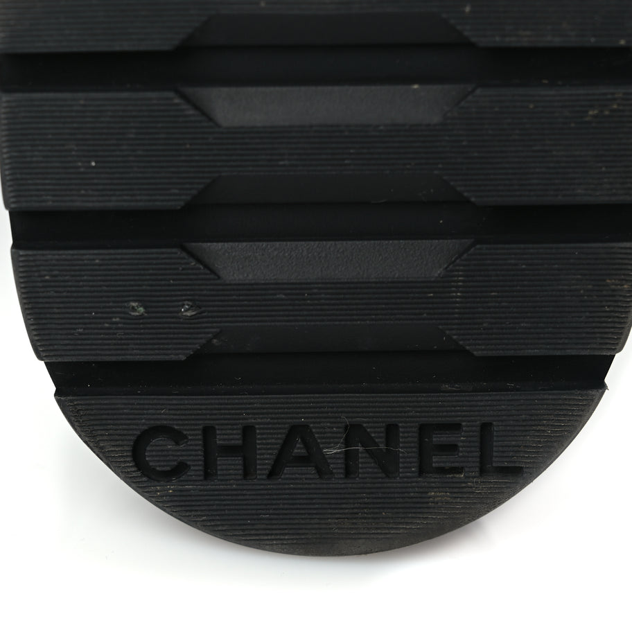 Chanel Shiny Calfskin Quilted Lace Up Combat Boots 39 Black Image 6