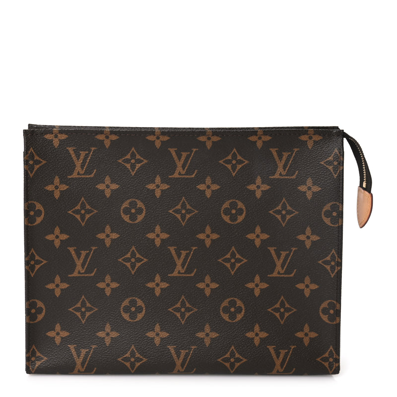  Louis Vuitton Monogram Toiletry Pouch 26