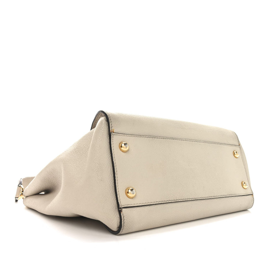 Burberry Soft Grain Calfskin Medium Buckle Tote Limestone Image 4