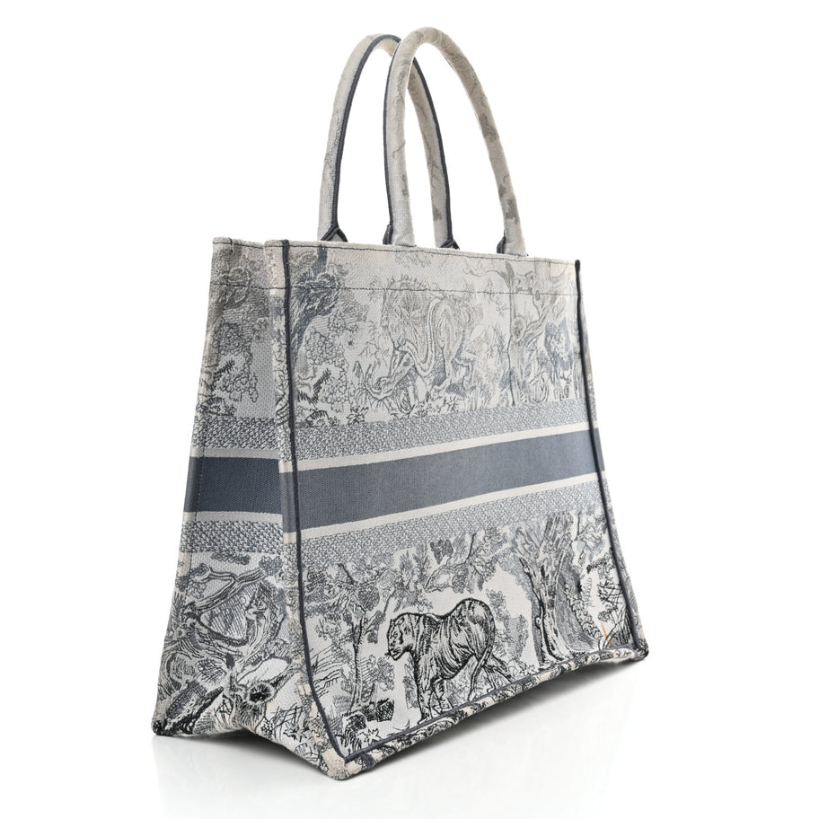 Christian Dior Gradient Canvas Embroidered Large Dioriviera Toile De Jouy Book Tote Blue Image 3