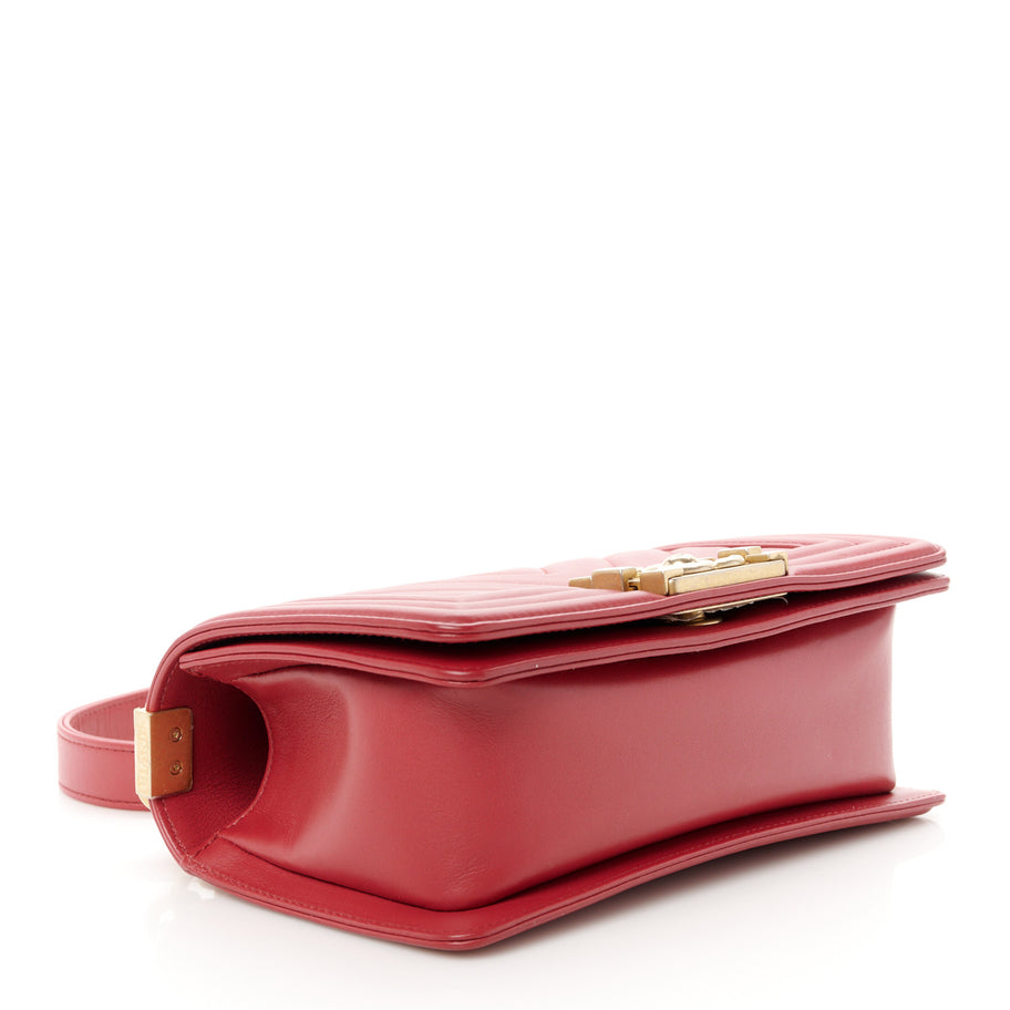 Chanel Calfskin Chevron Quilted Small Boy Flap Red Image 4