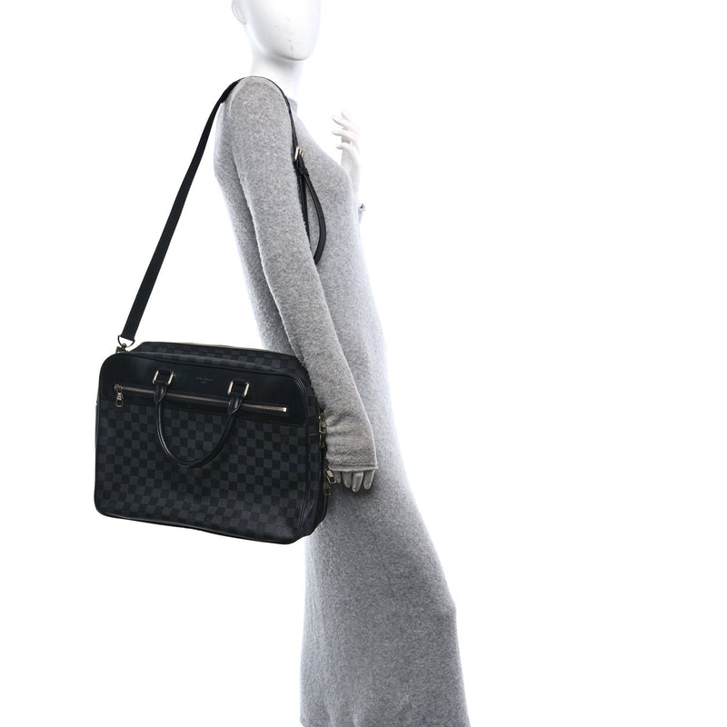  Louis Vuitton Damier Graphite Overnight