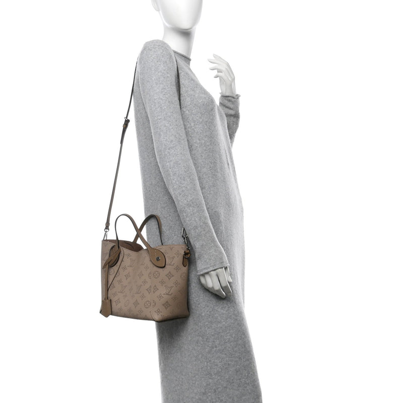  Louis Vuitton Mahina Hina PM Galet