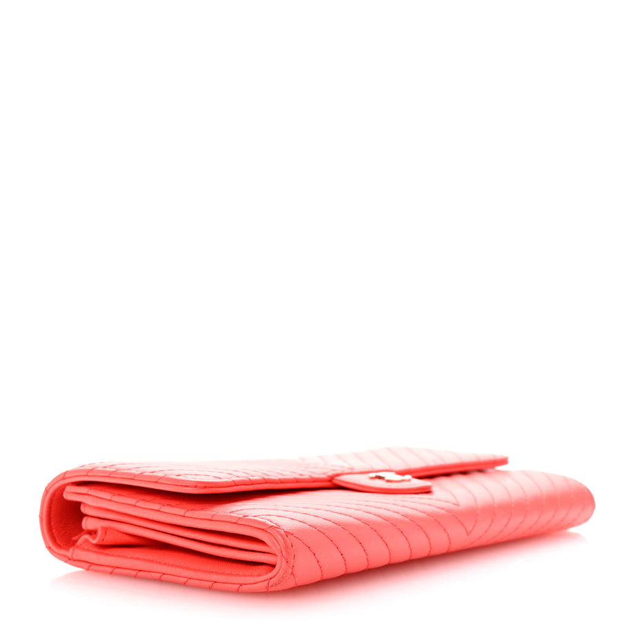 Chanel Lambskin Chevron Quilted Large Gusset Flap Wallet Red Image 4