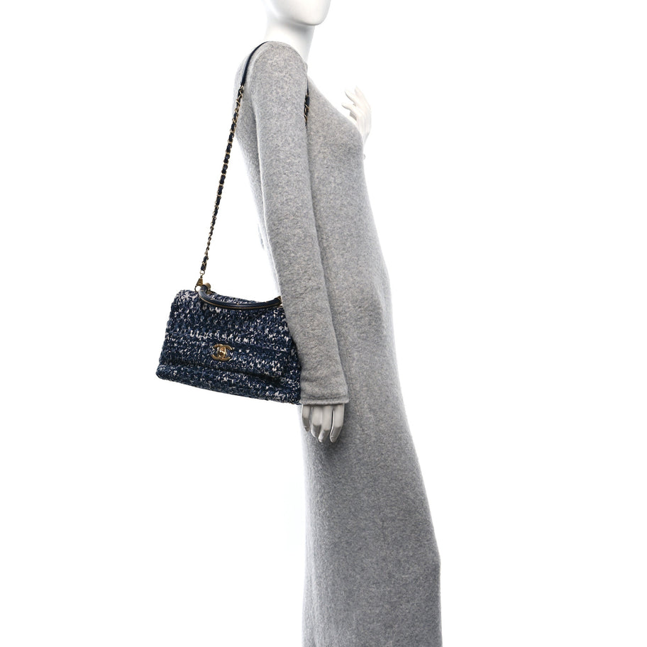 Chanel Crochet Small Coco Handle Flap Blue Image 2