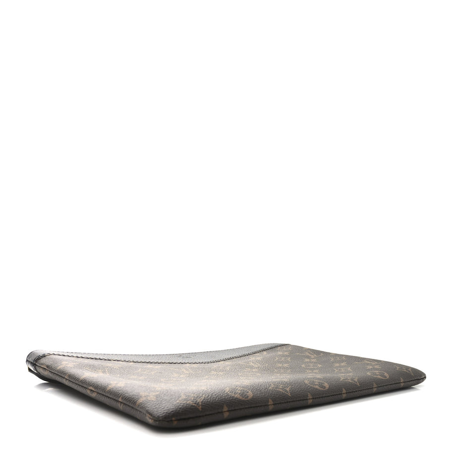 Louis Vuitton Monogram Daily Pouch Black Image 4