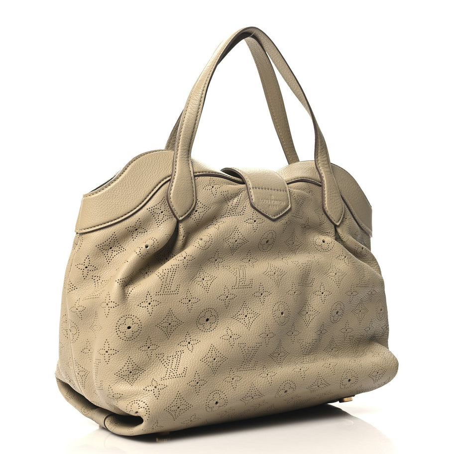 Louis Vuitton Mahina Cirrus PM  Beige Opal Image 3