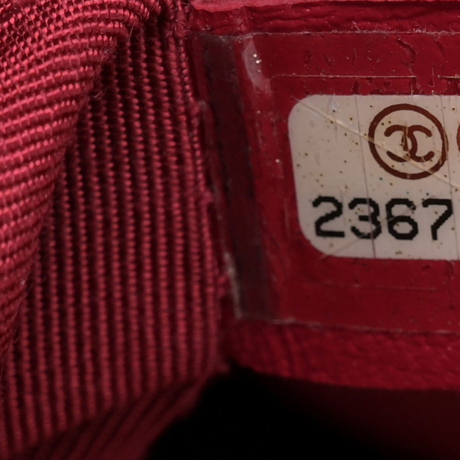 Chanel Aged Calfskin Quilted Medium Gabrielle Hobo Black Image 7