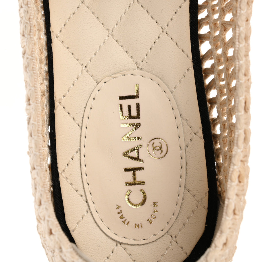 Chanel Knit Grosgrain Cap Toe CC Moccasin Loafers 35.5 Ivory Black Image 7