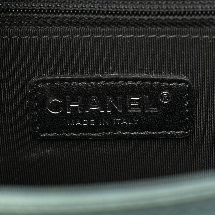 Chanel Iridescent Goatskin Quilted New Medium Boy Flap Green Image 6