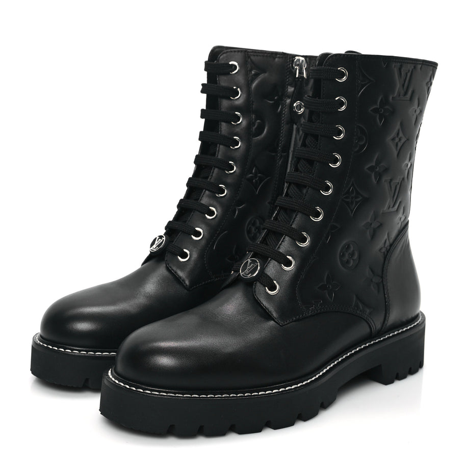Louis Vuitton Calfskin Monogram Territory Flat Ranger Boots Black Image 3
